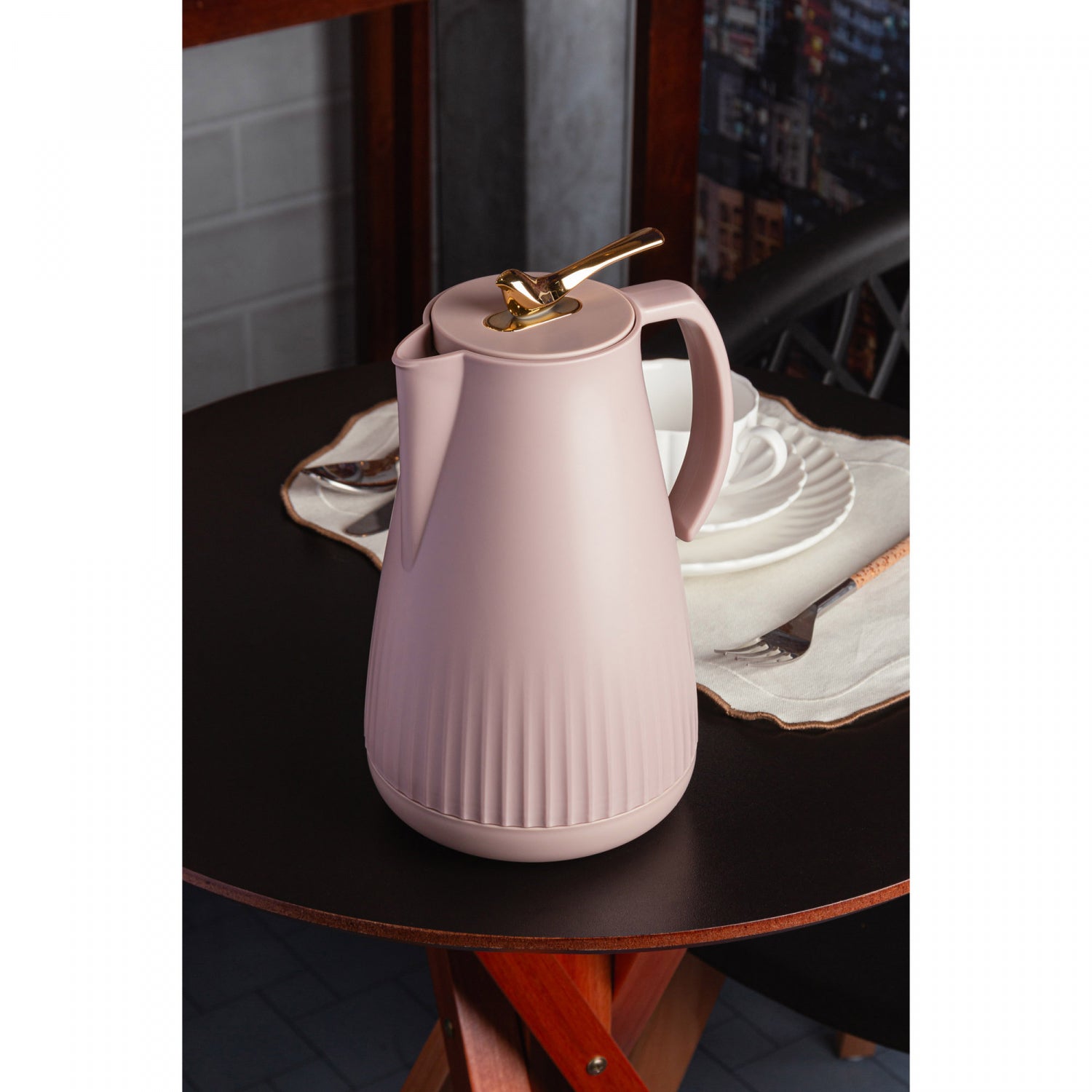 Garrafa Térmica de Plástico New Bird Nude 1L - Wolff – Grupo Rojemac